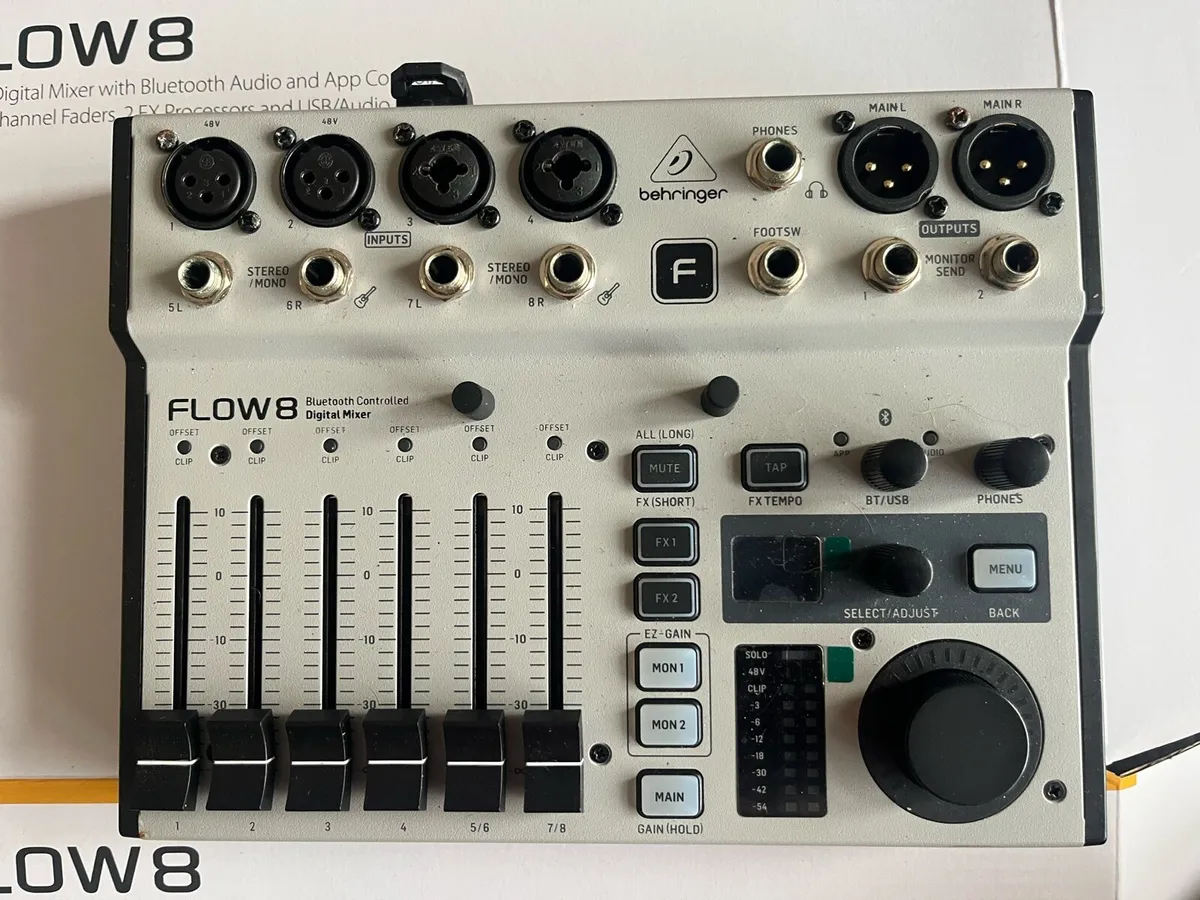 Flow 8 input Digital Mixer - Image 3
