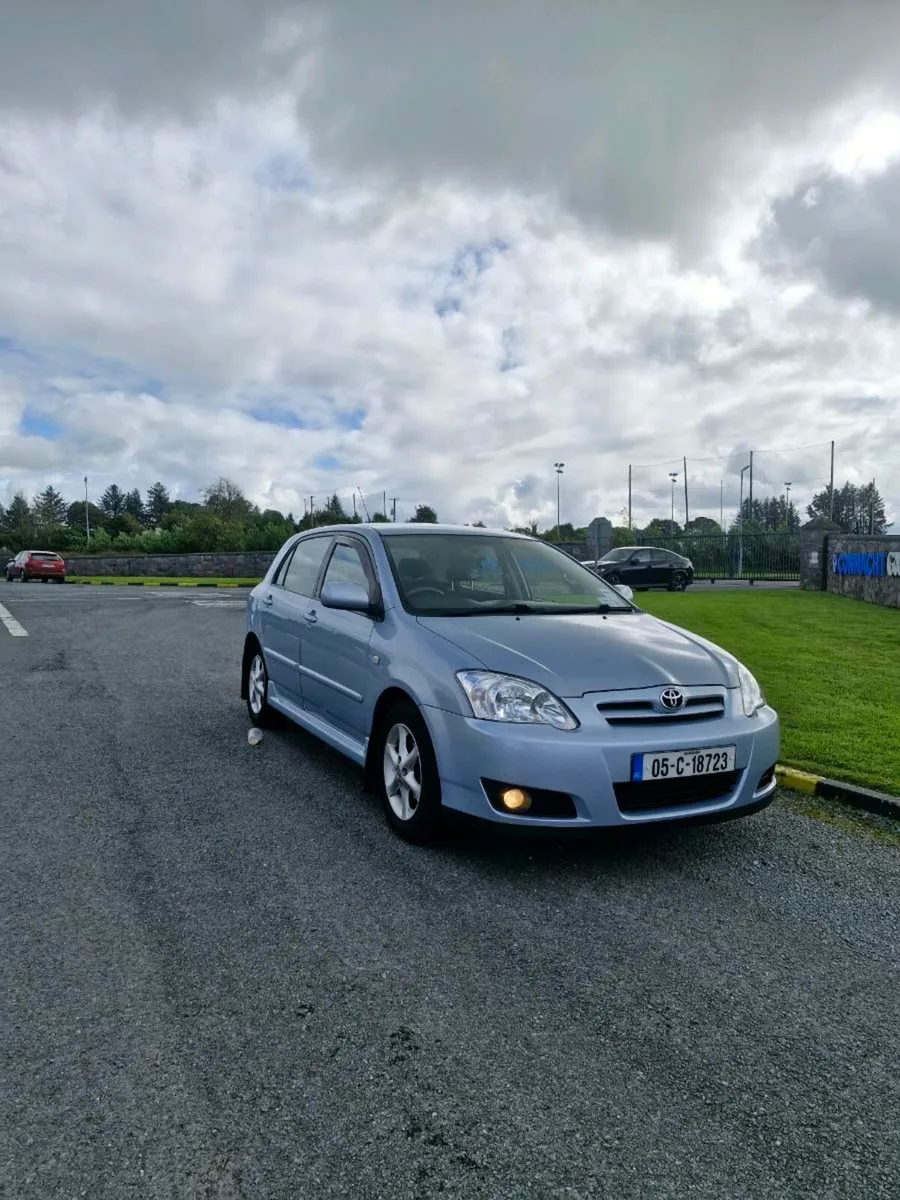 Toyota corolla - Image 1