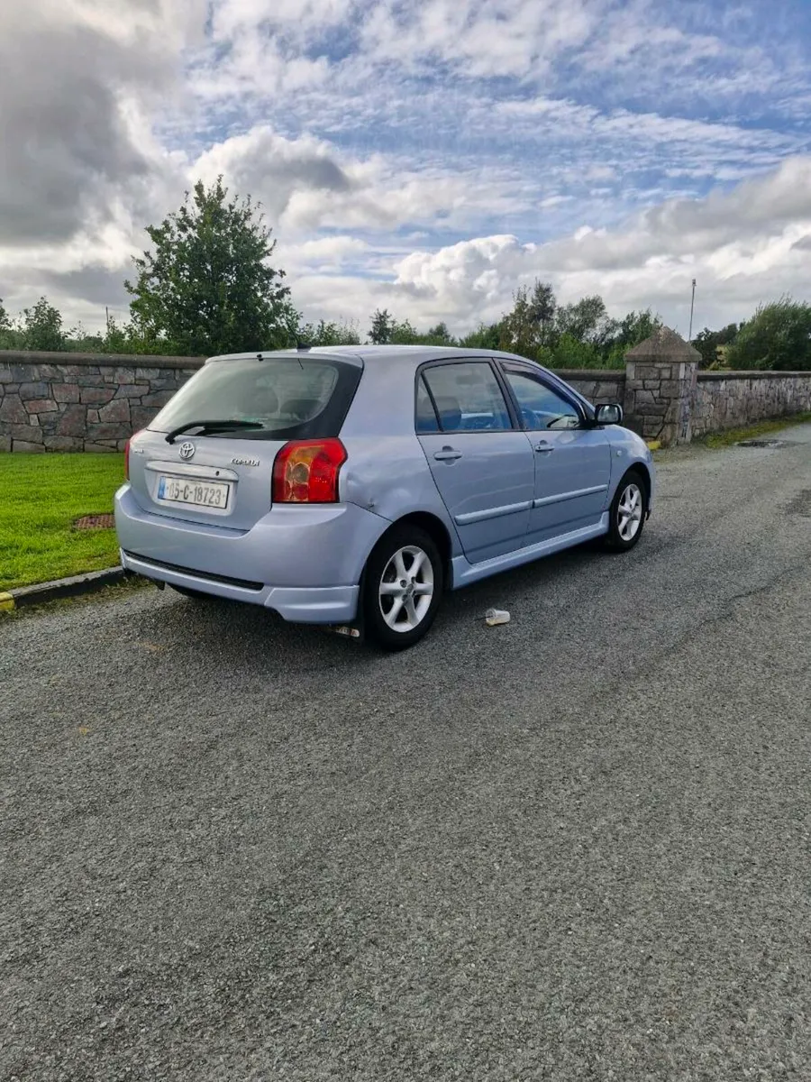 Toyota corolla - Image 3