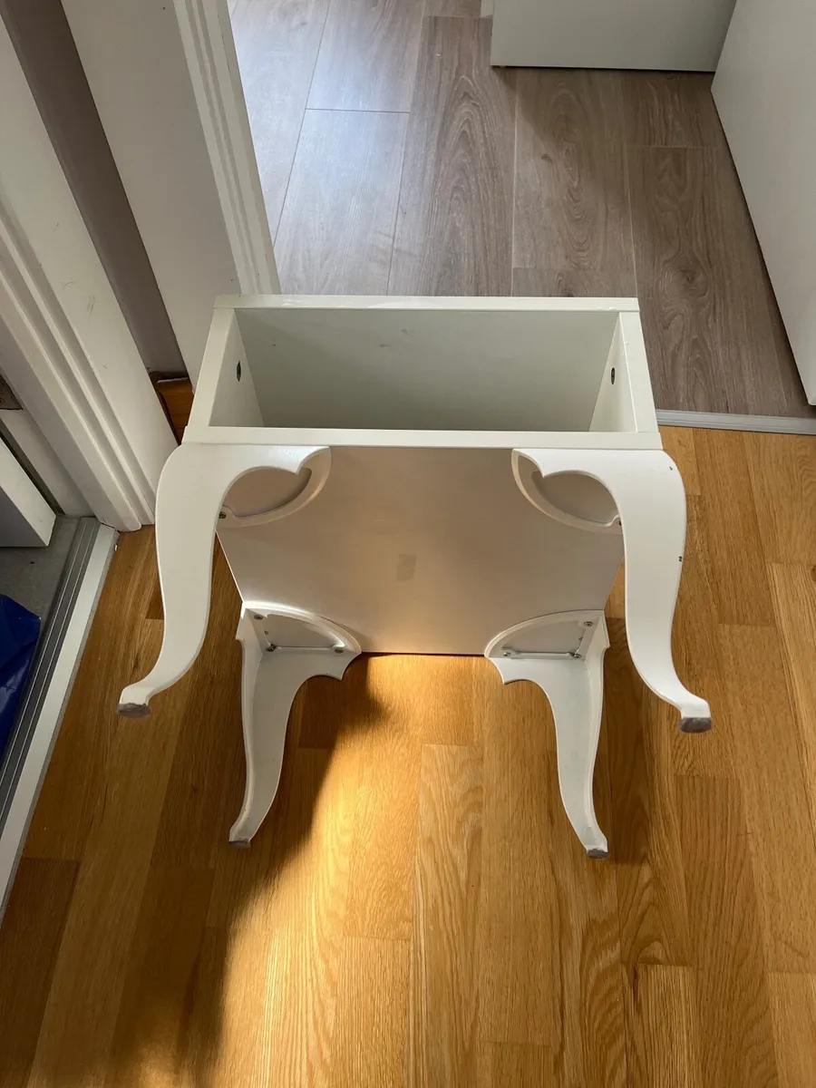 Small side Table - Image 2