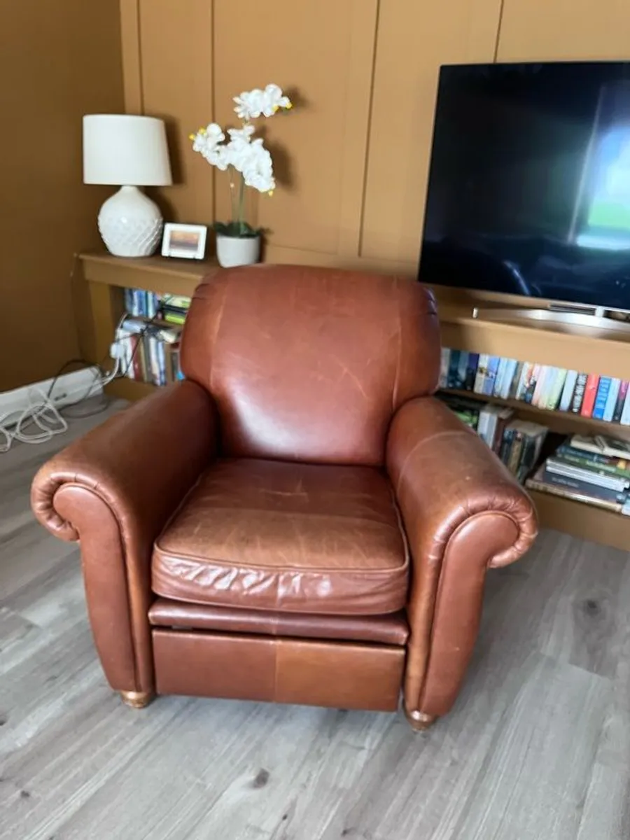 Club recliner chair in genuine leather - Image 1