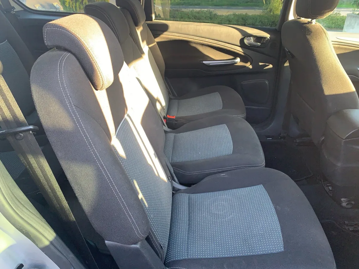 Ford galaxy - Image 4