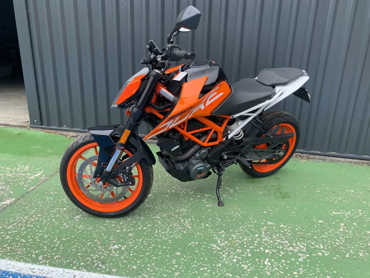 KTM 390 Duke - Image 4
