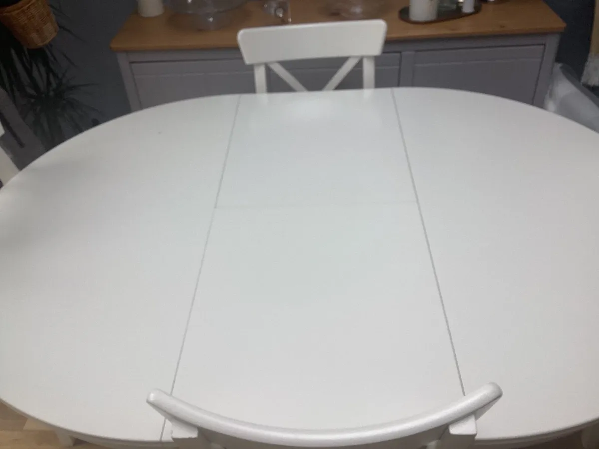 Extendable Dinning Table with 4 Chairs - Image 2