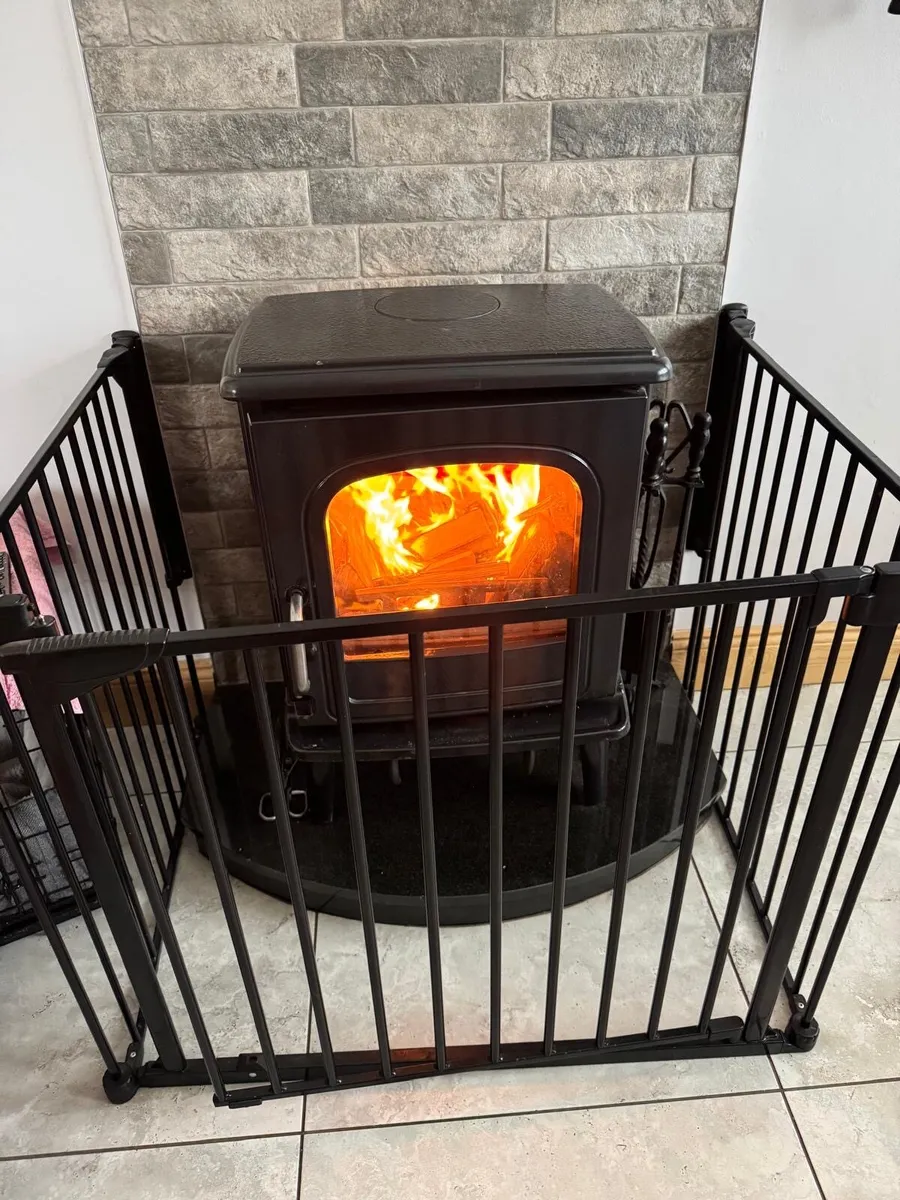 DRU 7 Kilowatt Multifuel Stove - Image 1