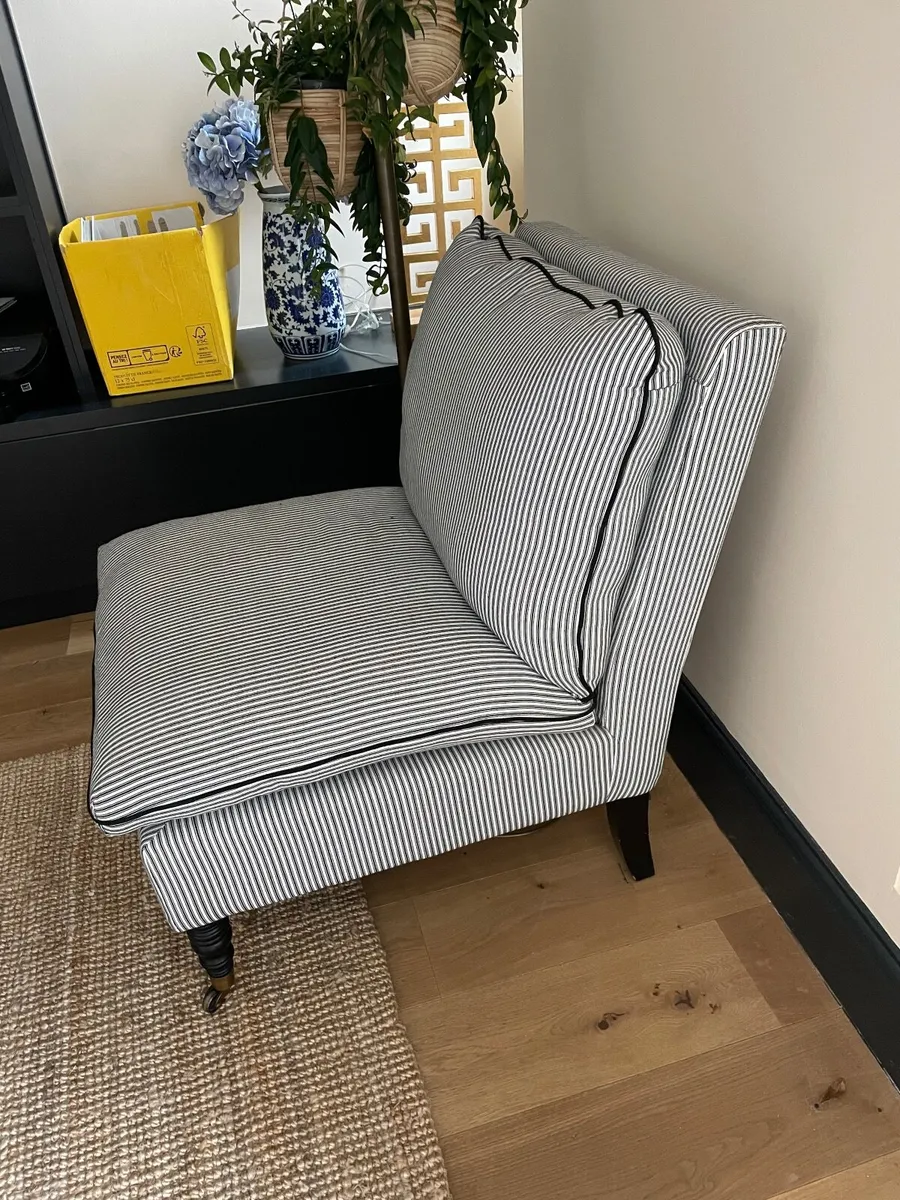 Paid of beautiful Ralph lauren chairs - Image 2