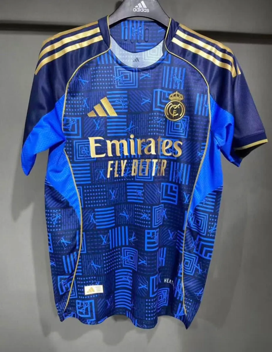 Soccer jerseys - Image 2