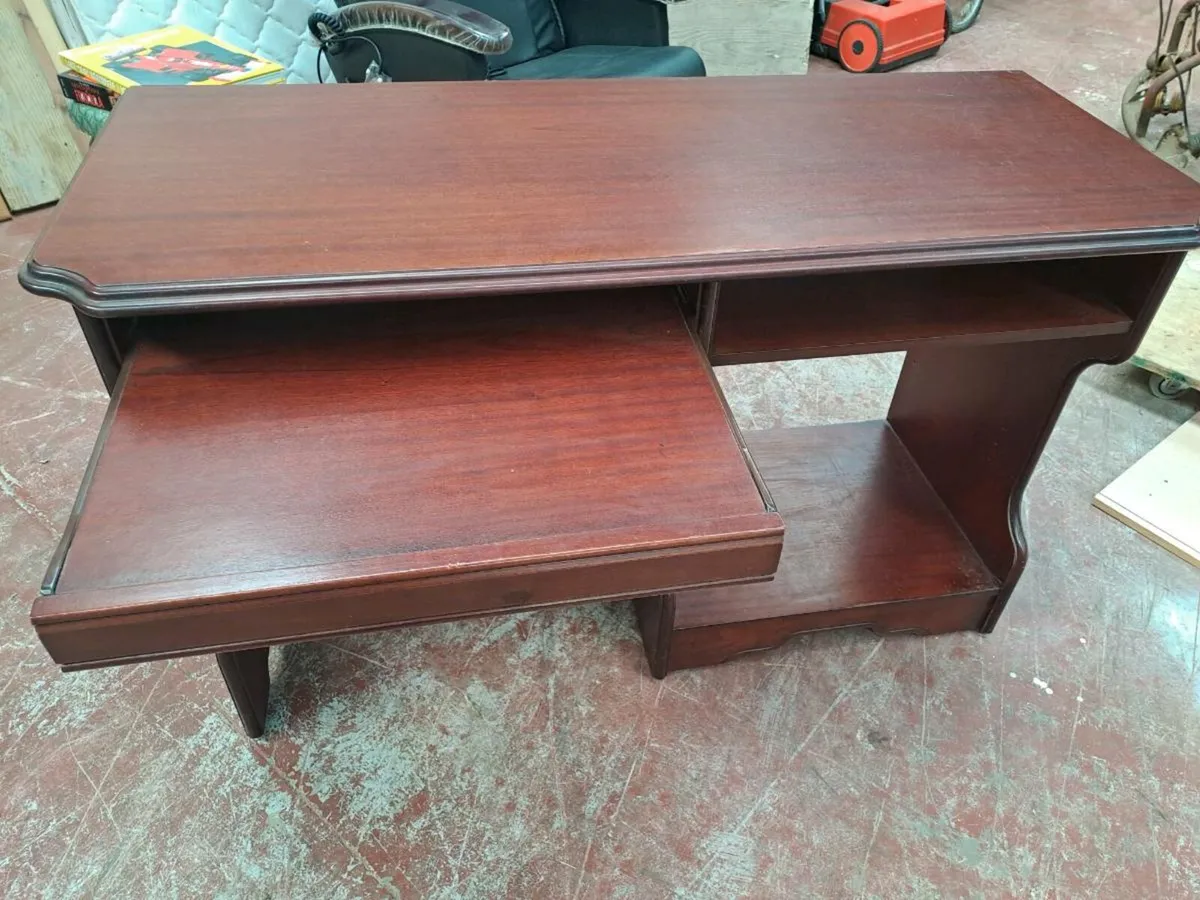 Computer desk - Image 4