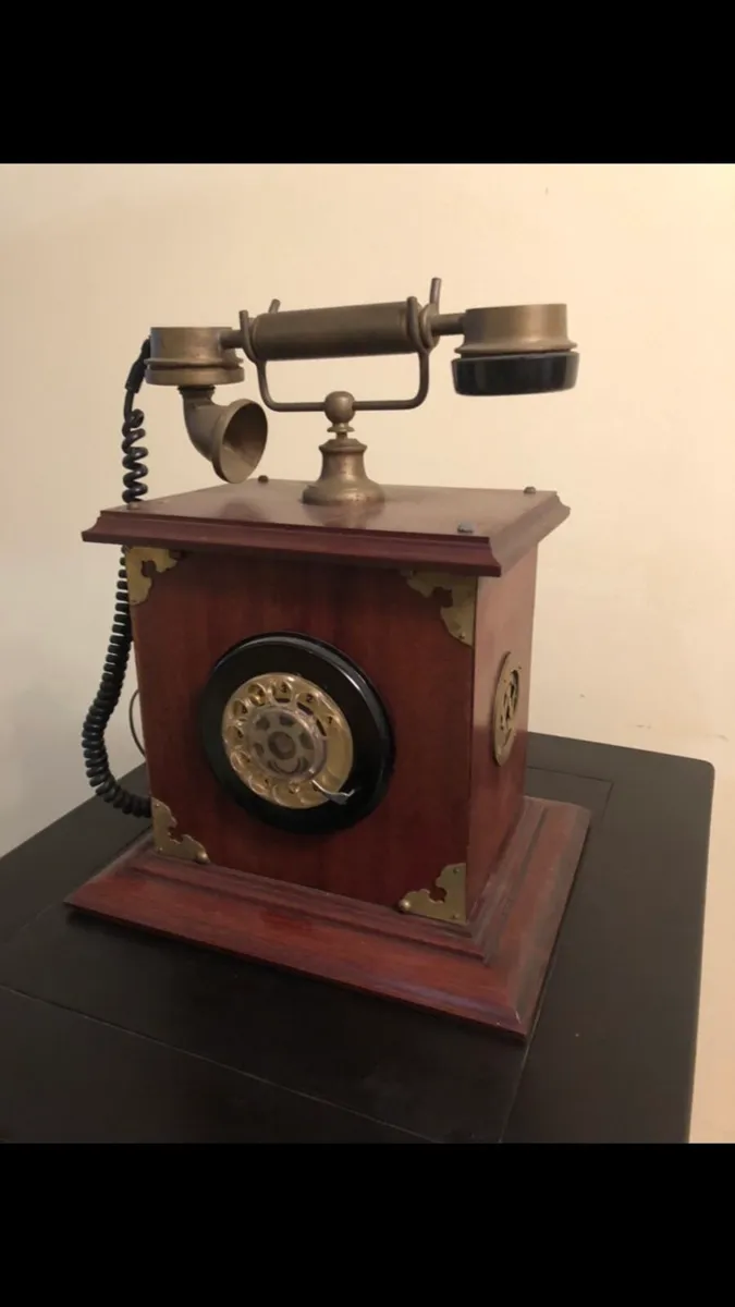 Table Phone - Image 1