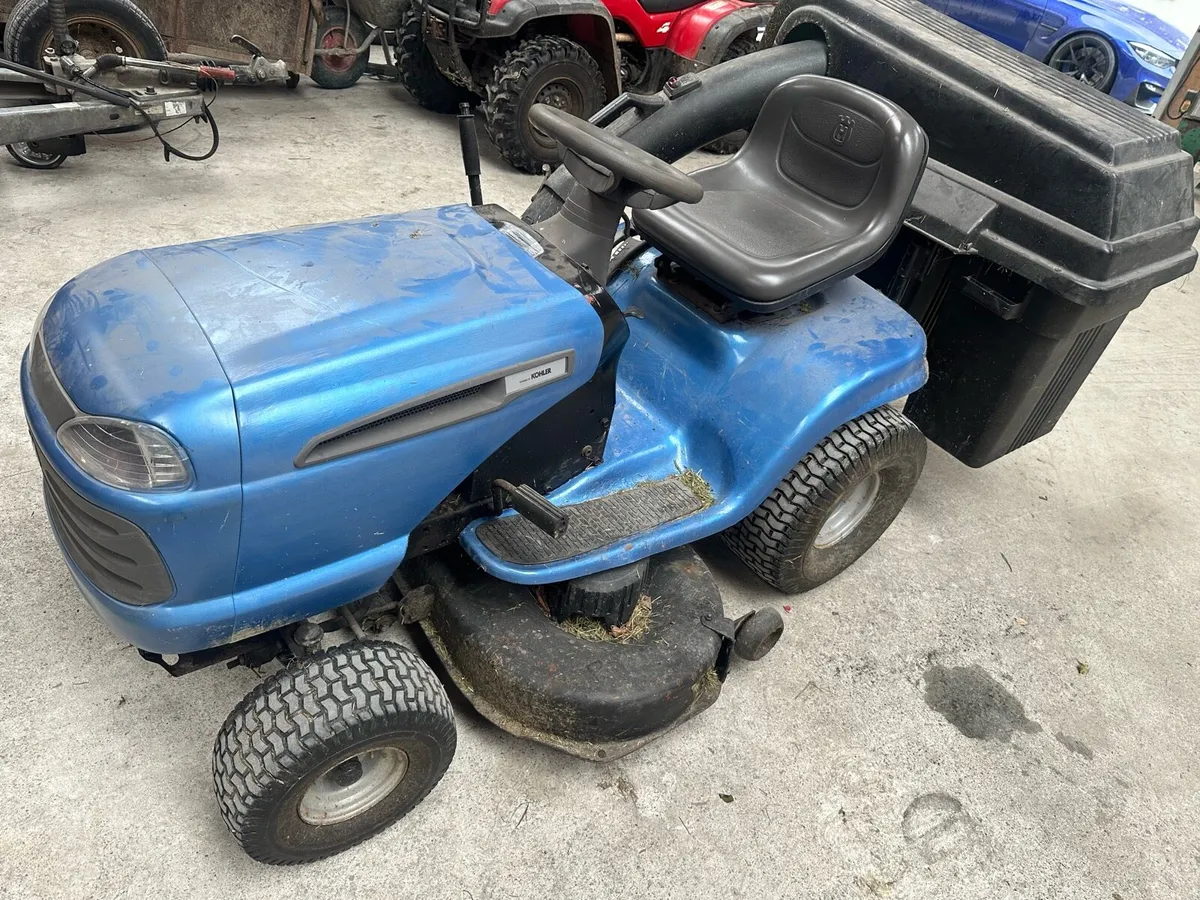 Ride on lawnmower - Image 2