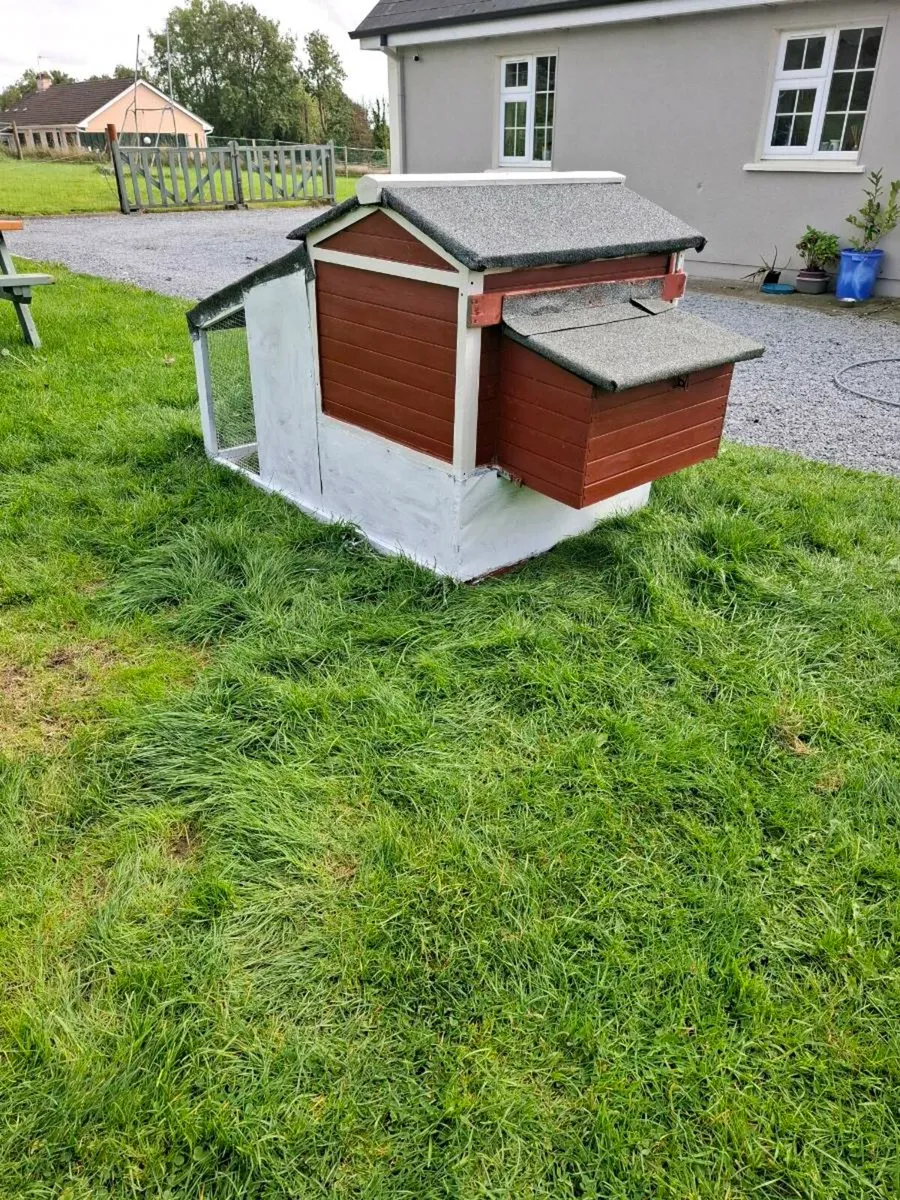 Chicken coop - Image 2