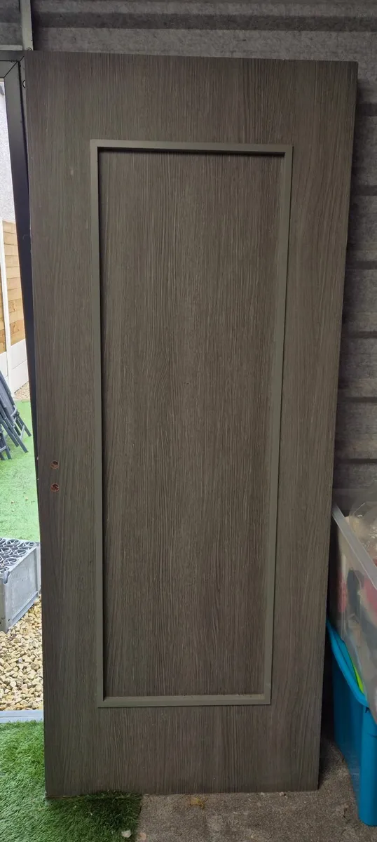 Internal doors (grey)