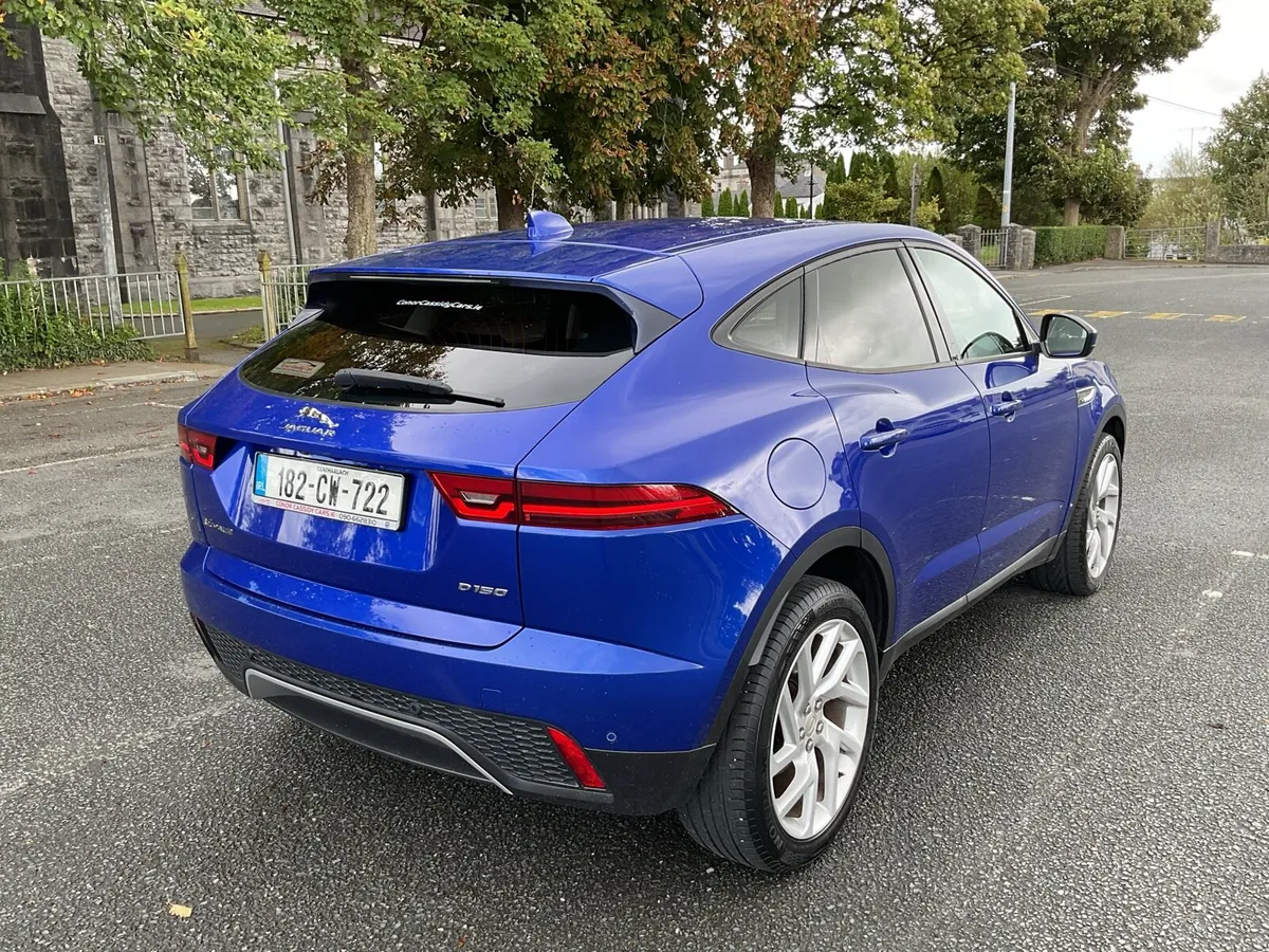 Jaguar E pace - Image 3