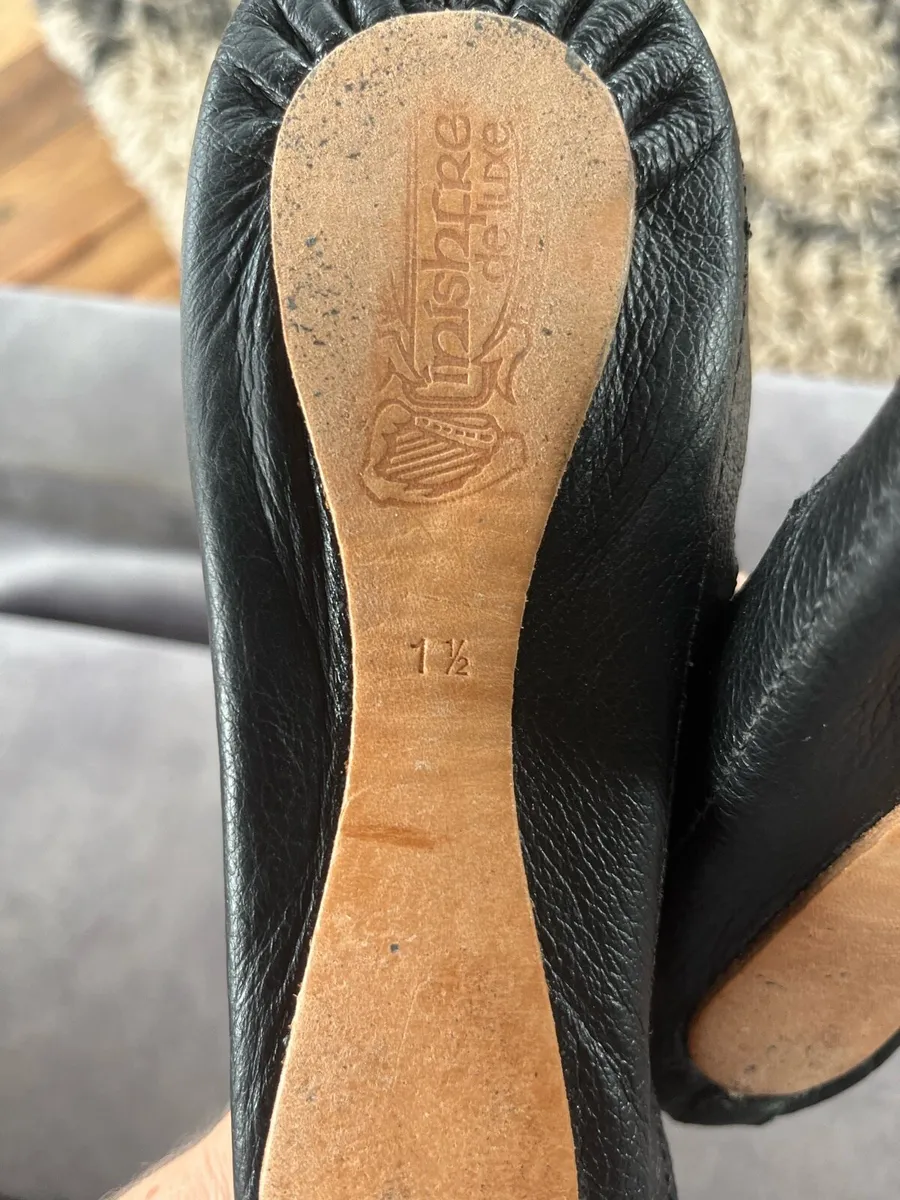 Irish dancing shoes size 1 1/2 inishfree - Image 2