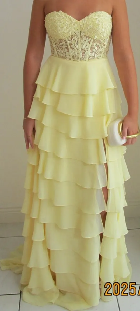 Debs dress - Image 2