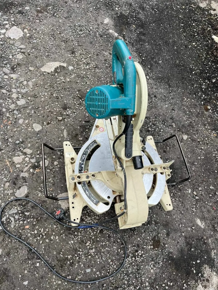 Mitre Saw MAKITA - Image 3