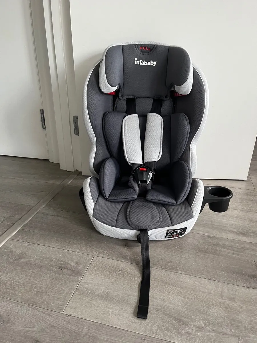 Car Seat & Tractor - Image 1