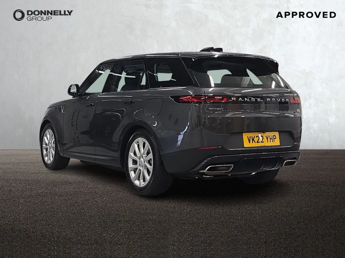 Land Rover Range Rover Sport Estate SE - Image 2
