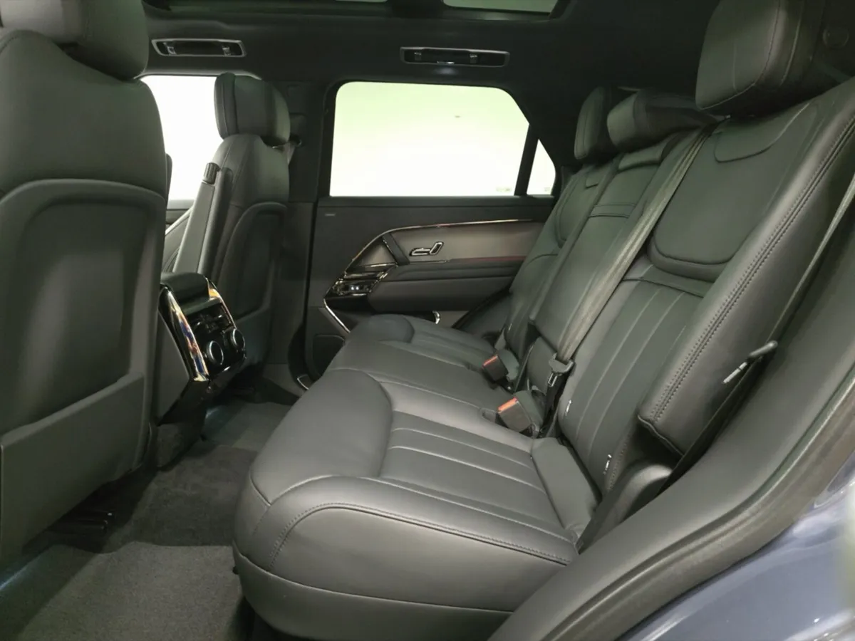 Land Rover Range Rover Sport Diesel Estate Dynamic - Image 4