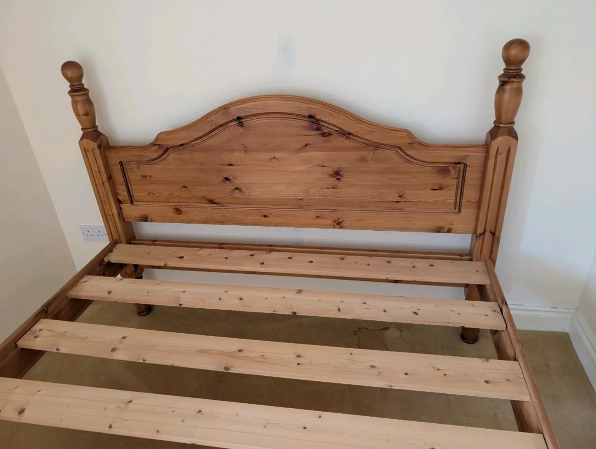 Pine bed - Image 3