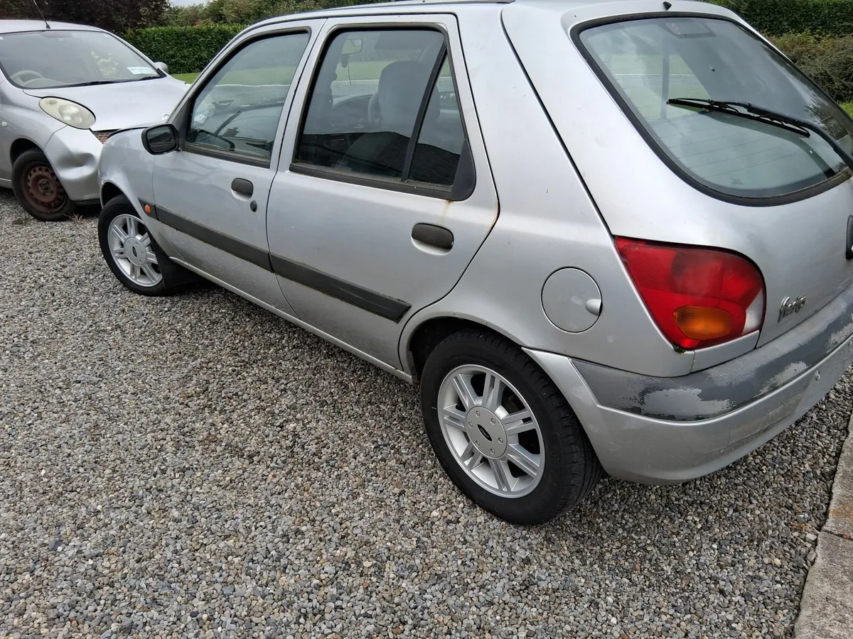 Ford Fiesta 2000 - Image 4