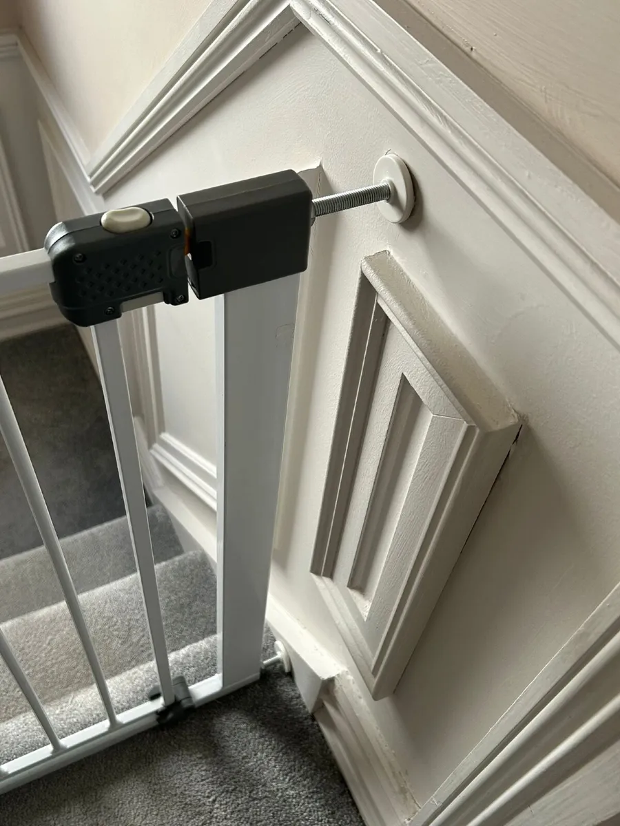 2 Safety First Stair Gates - Image 2