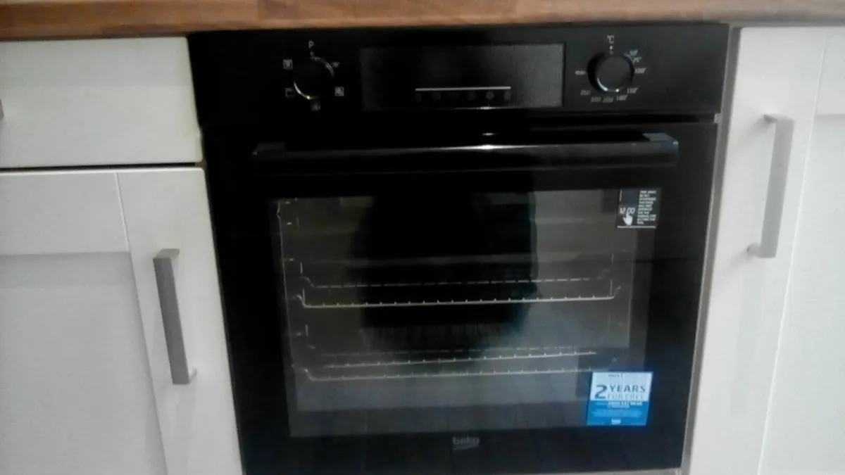 Oven - Image 2