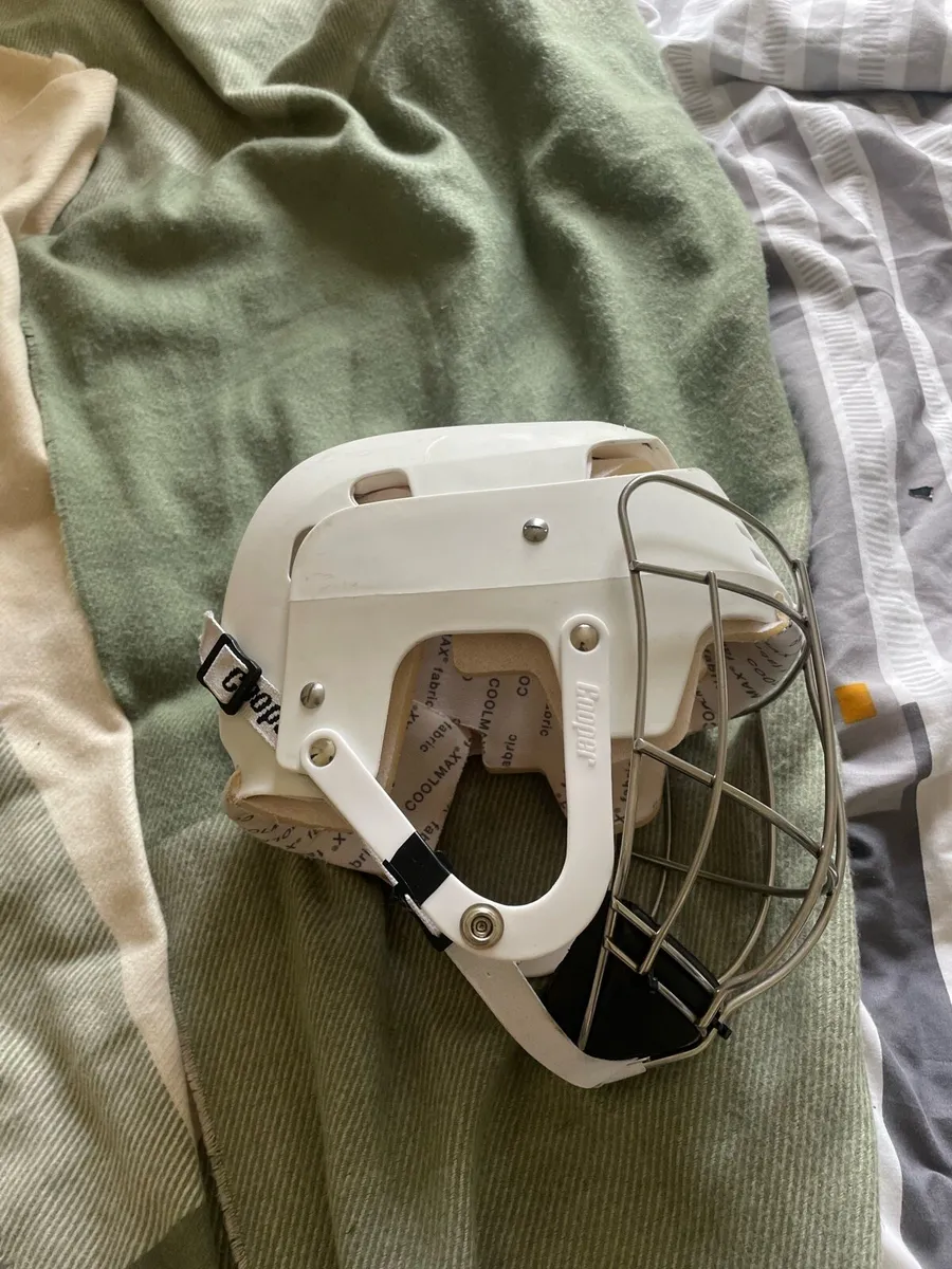 Cooper sk109 hurling helmet - Image 2