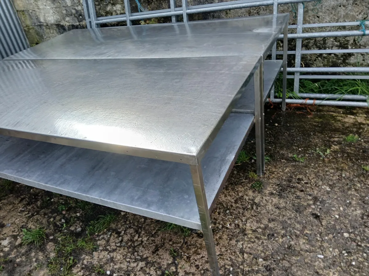 Stainless steel cabbinet bench delivered - Image 3
