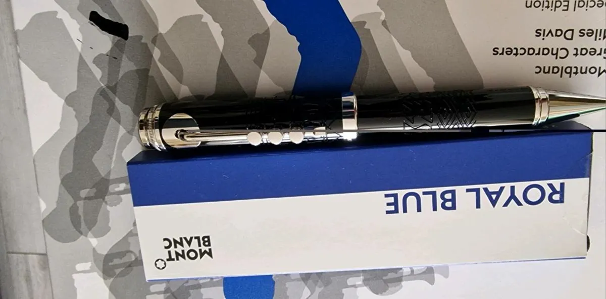 Mont Blan character ballpoint - Image 4