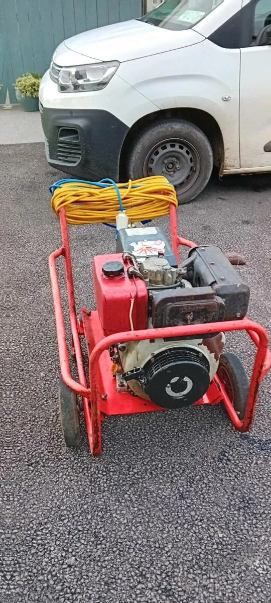 Diesel generator - Image 1