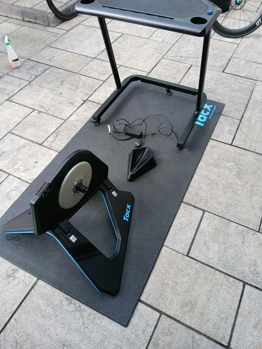 Tacx neo 2t turbo trainer - Image 1