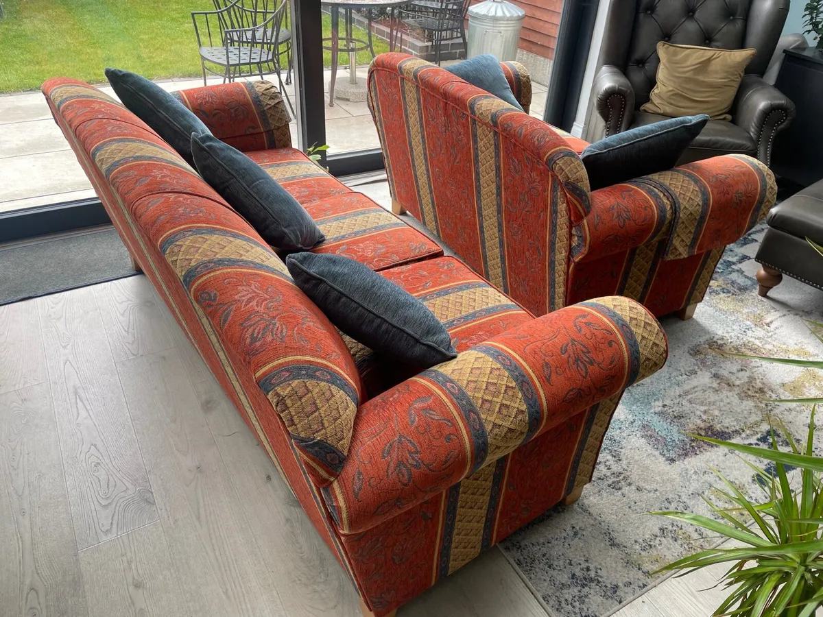 Preloved Suite of furniture for sale - Image 1