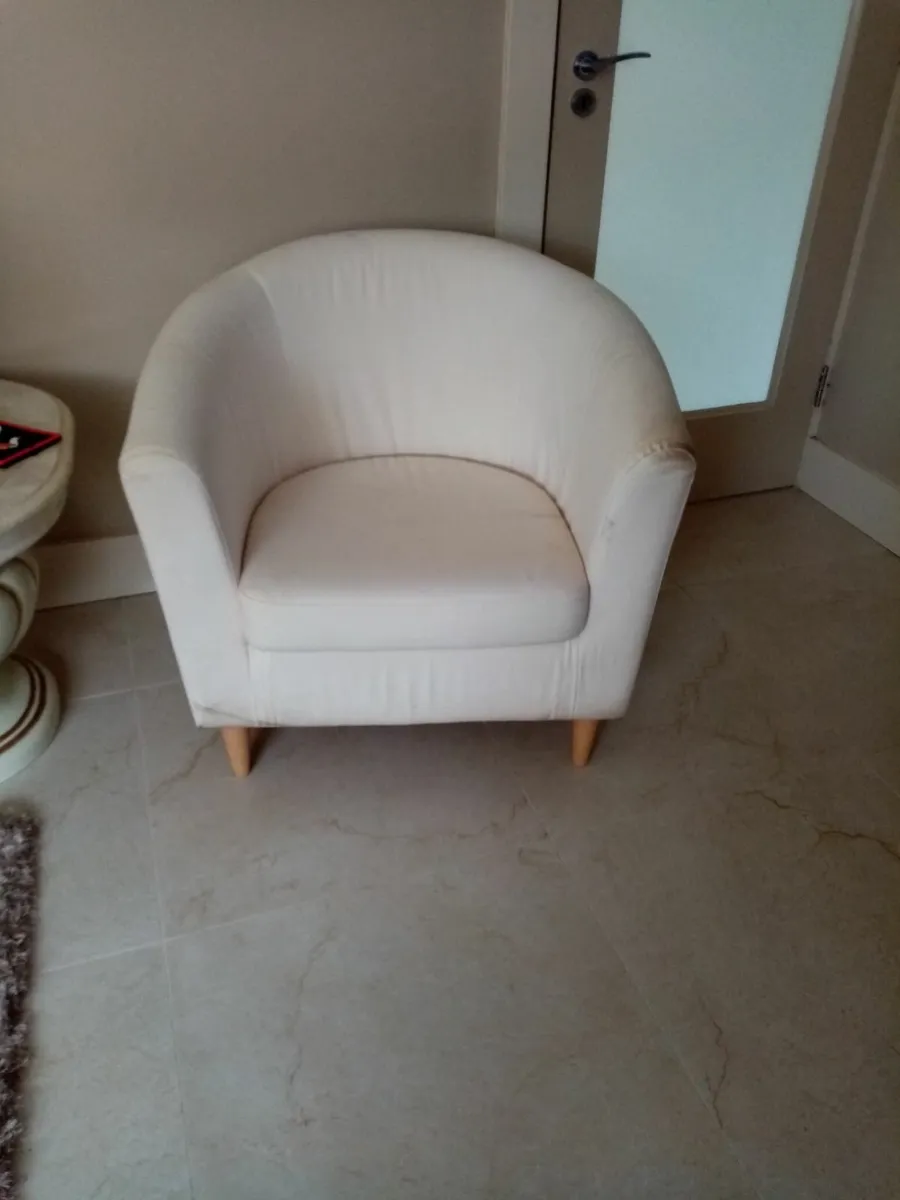 Tub Chair - Image 2