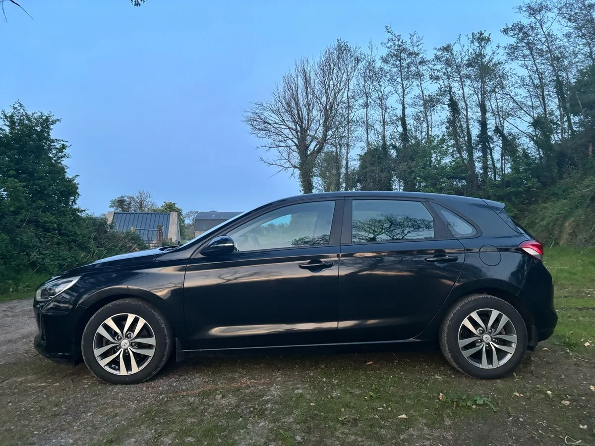 171 Hyundai  i30 NCT 5/27 - Image 2
