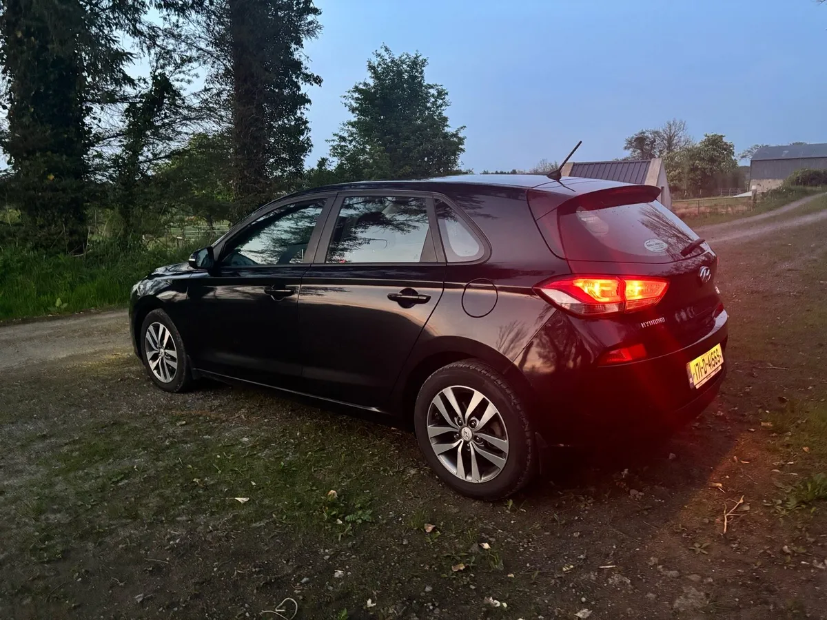171 Hyundai  i30 NCT 5/27 - Image 4