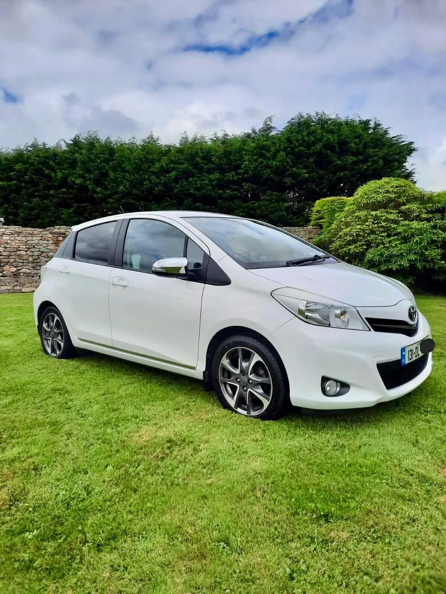 2013 Toyota Yaris trend 1.3vvt-I - Image 1