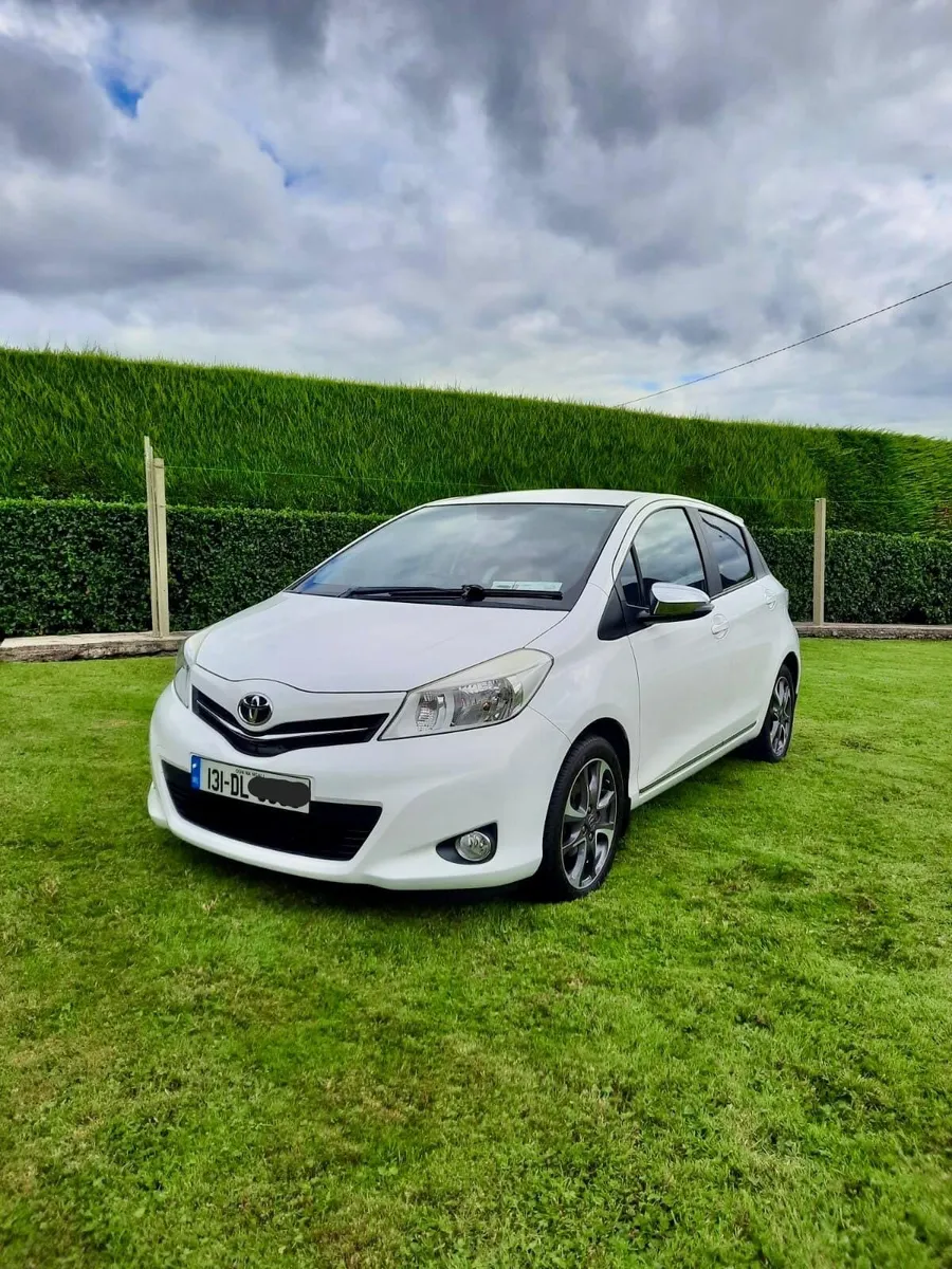 2013 Toyota Yaris trend 1.3vvt-I - Image 3