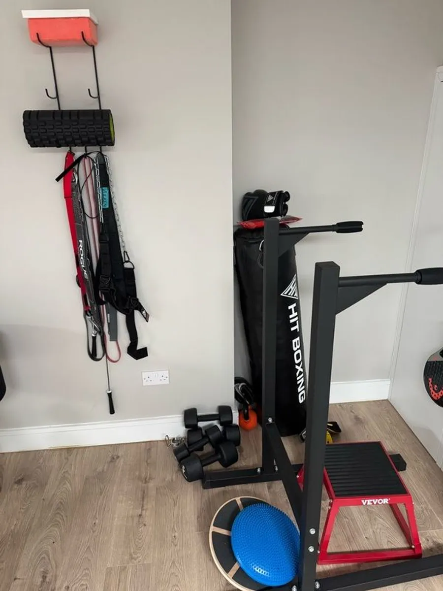 Various gym equipment bundle