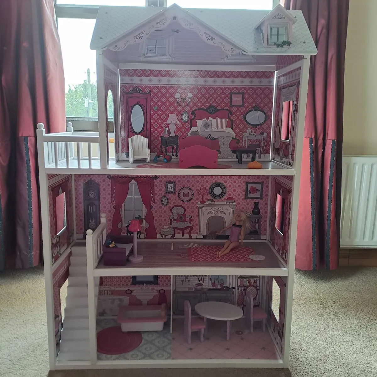 Dolls house - Image 1