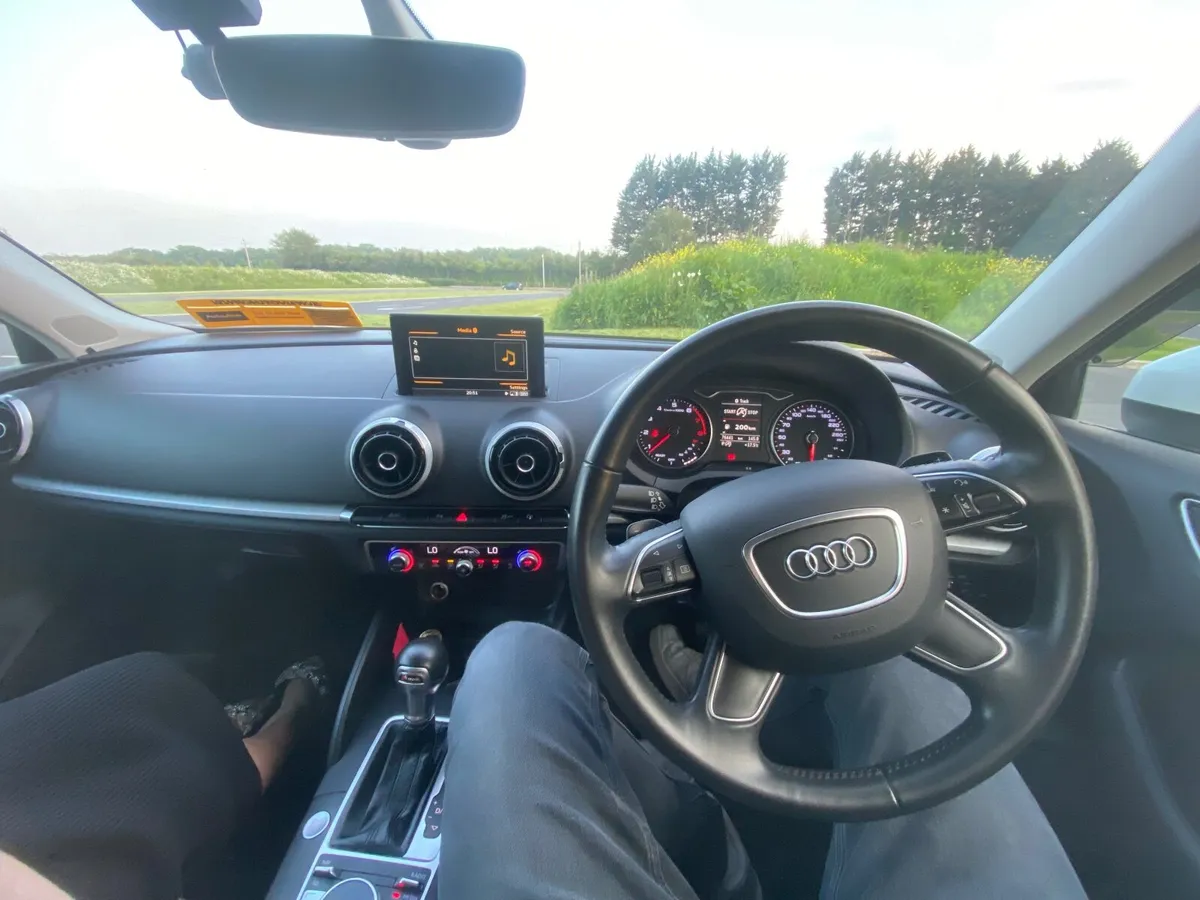 Audi A3 2016 - Image 2