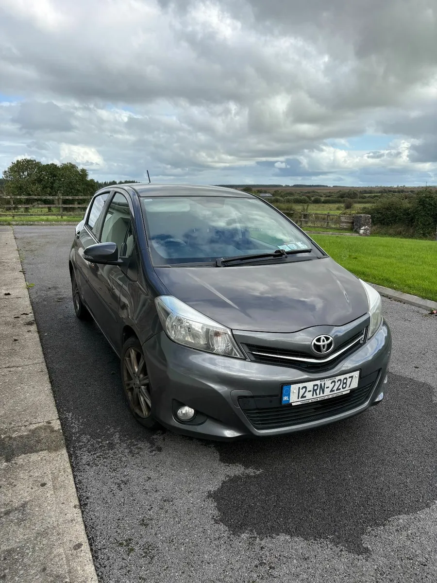 Toyota Yaris 2012 - Image 1