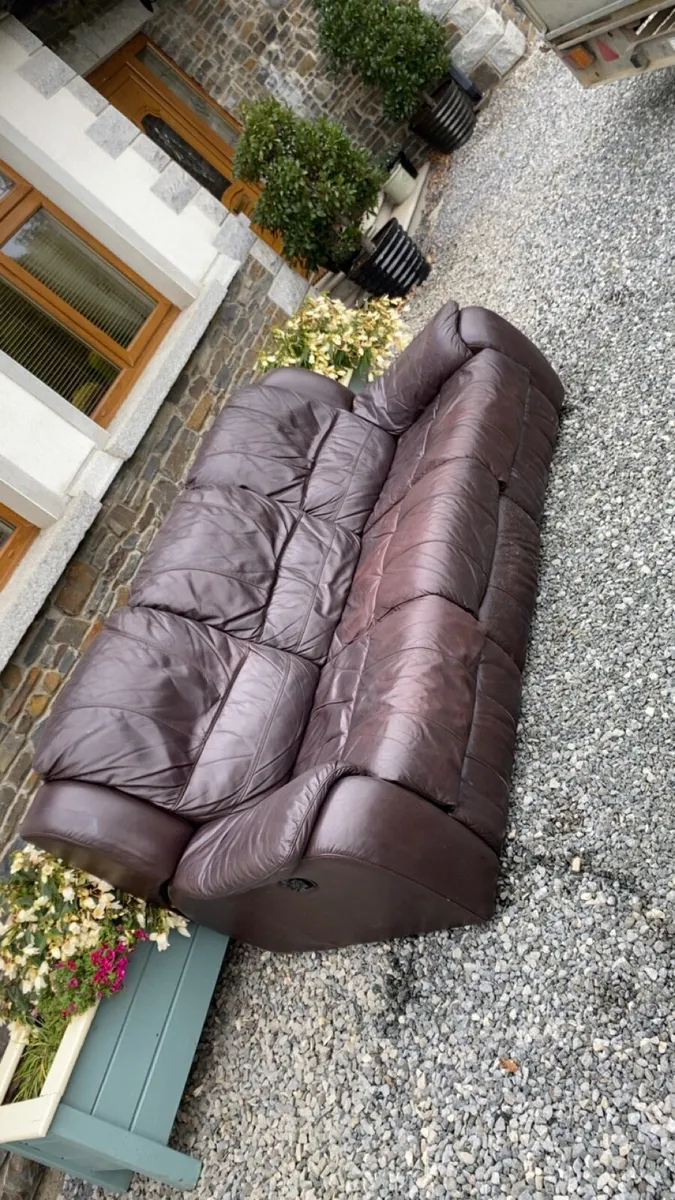 Leather sofa couch - Image 1