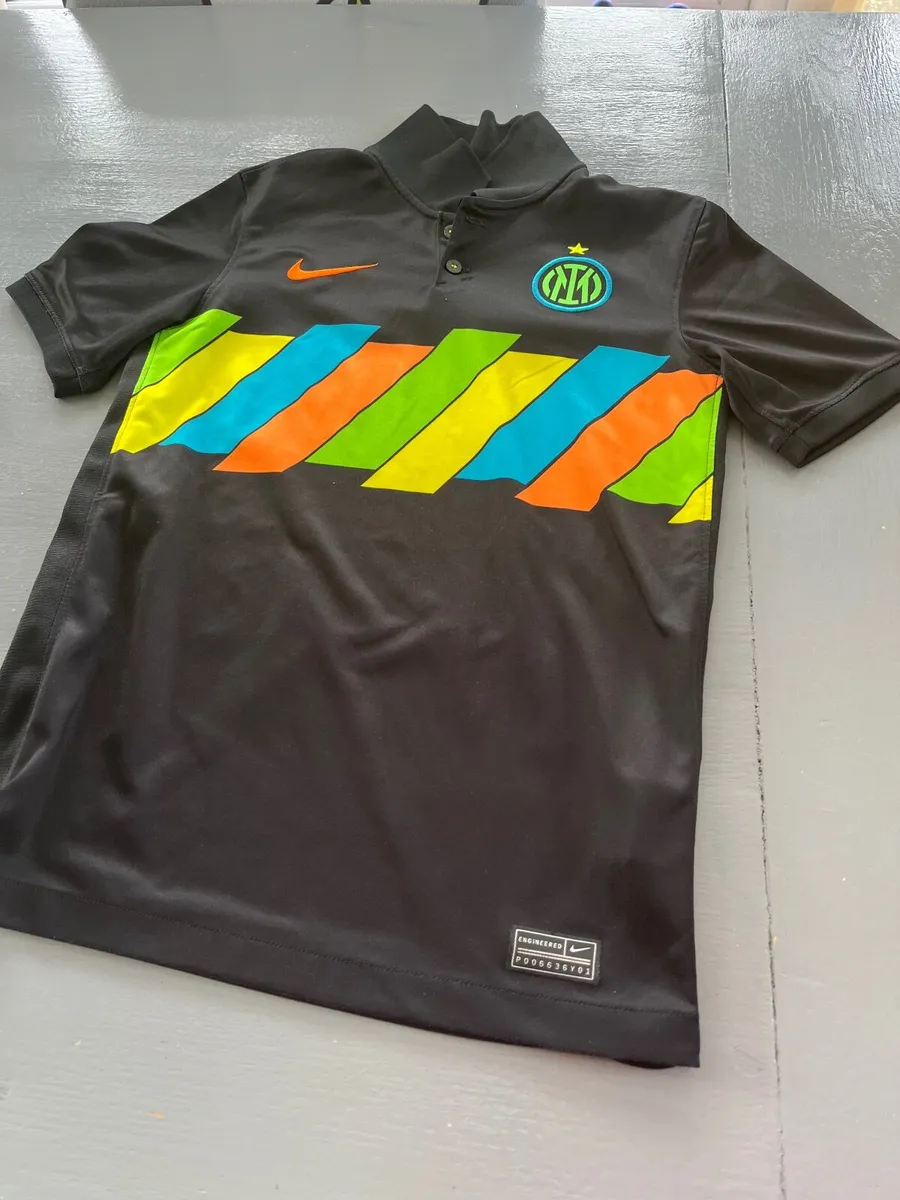 Kids Inter Milan jersey Medium (137–147 cm - Image 1