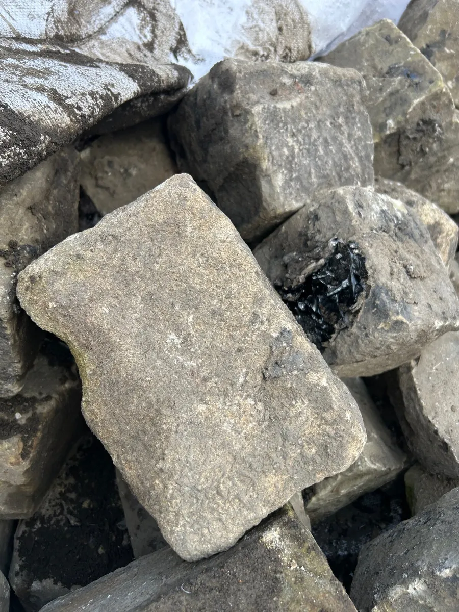 Cobbles - Image 4