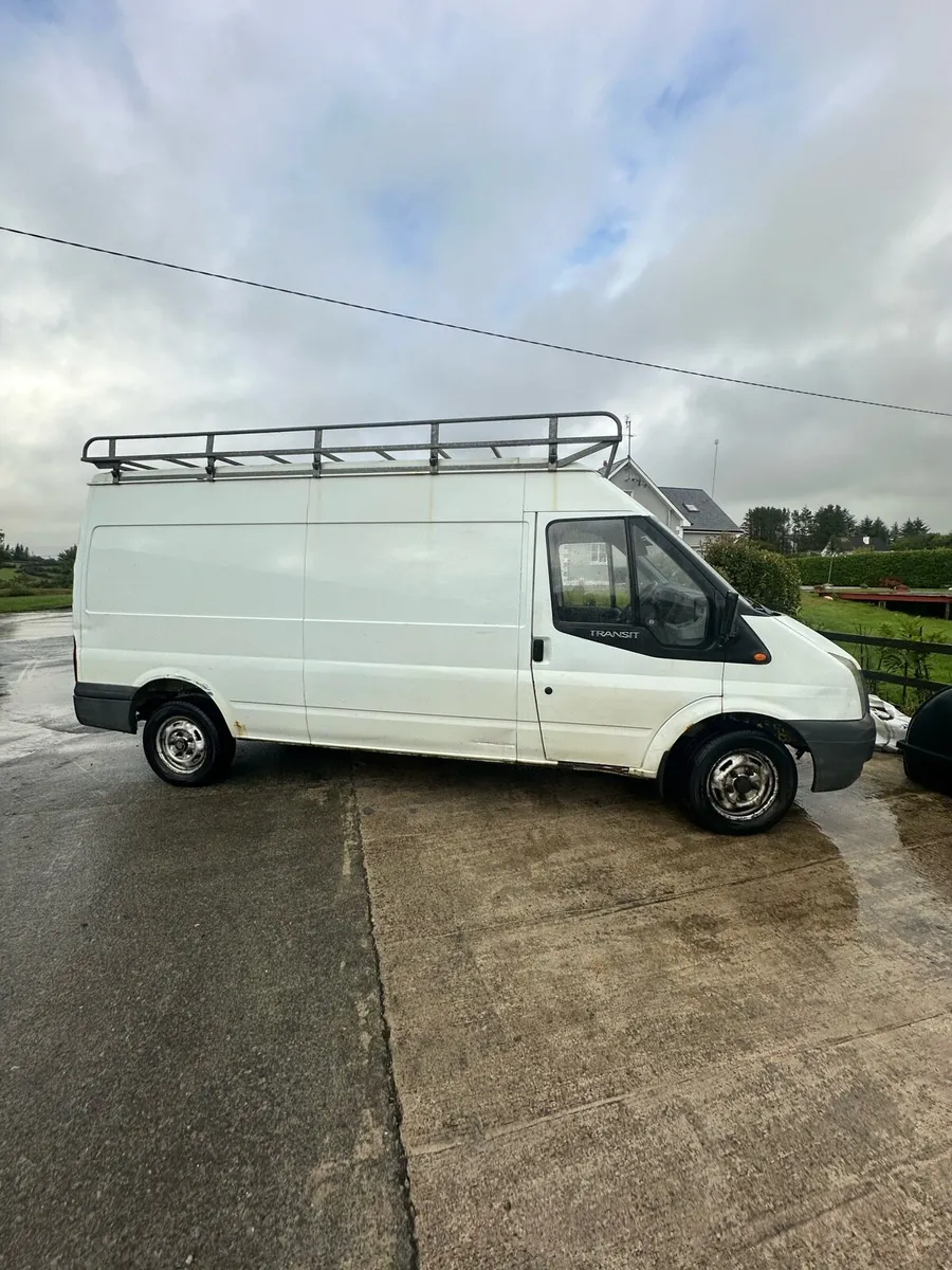 2007 Ford Transit - Image 4