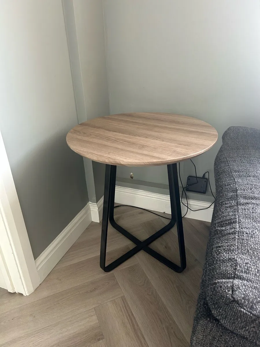 Coffee Table and 2 side tables - Image 3
