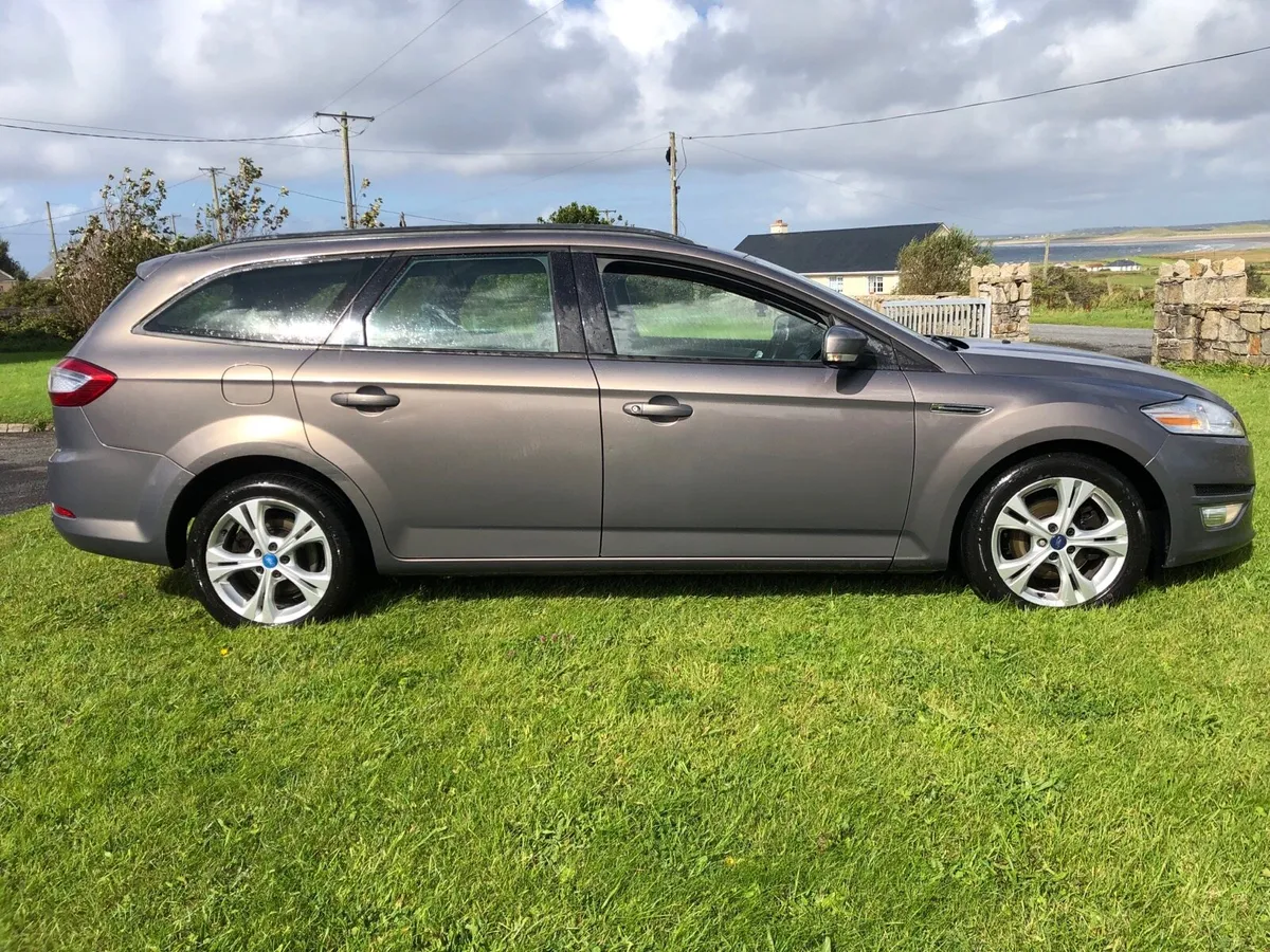 Ford mondeo Zetec 140 2owner car - Image 3