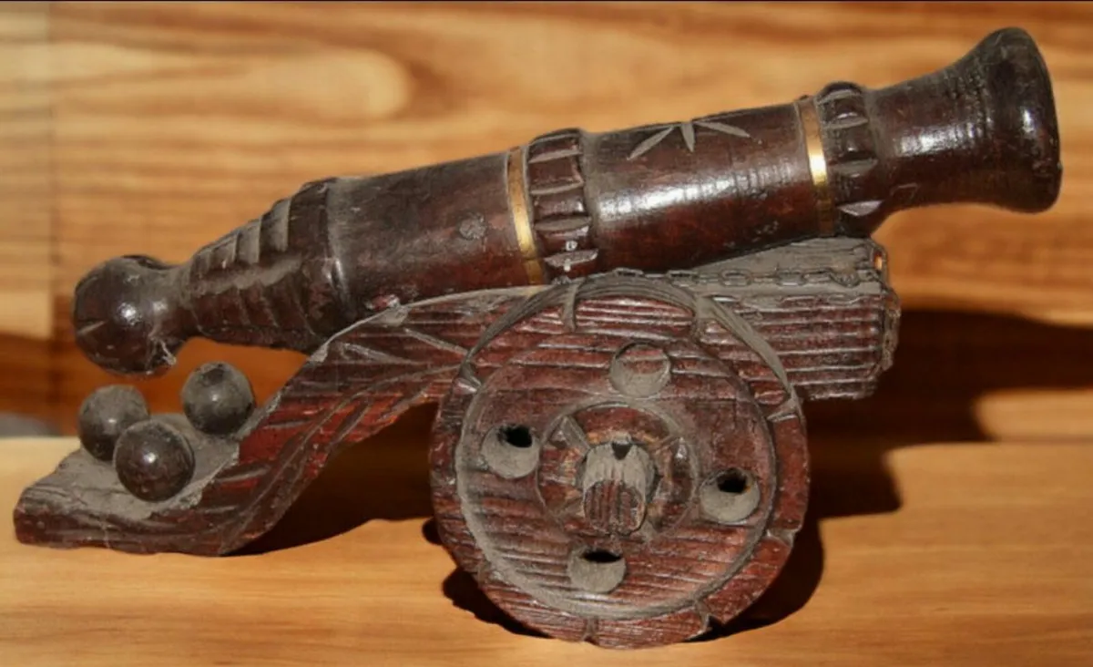 Vintage Wood & Brass Cannon - Image 2