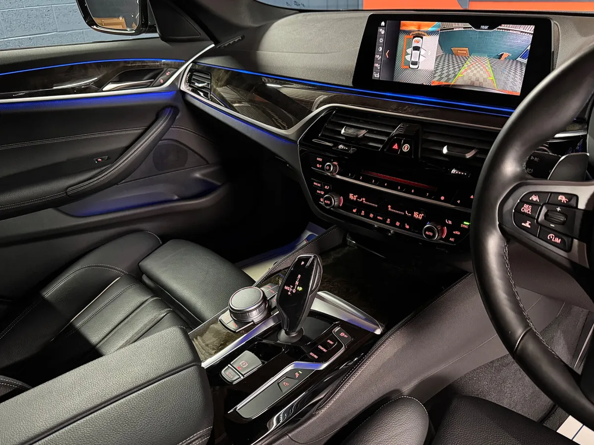 2017 BMW 523D M-Sport Auto G30  M-Performance - Image 4